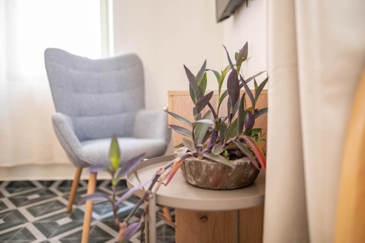 Kosnian City Suites B Buitenkant foto