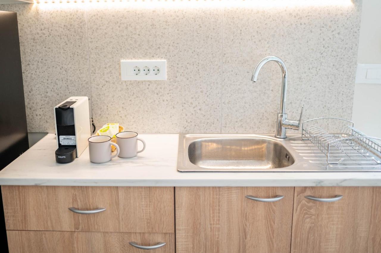 Kosnian City Suites B Buitenkant foto