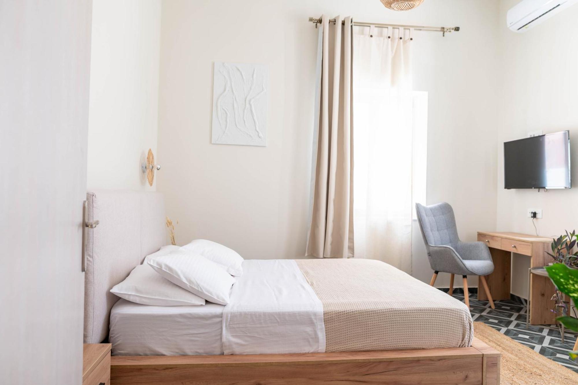 Kosnian City Suites B Buitenkant foto