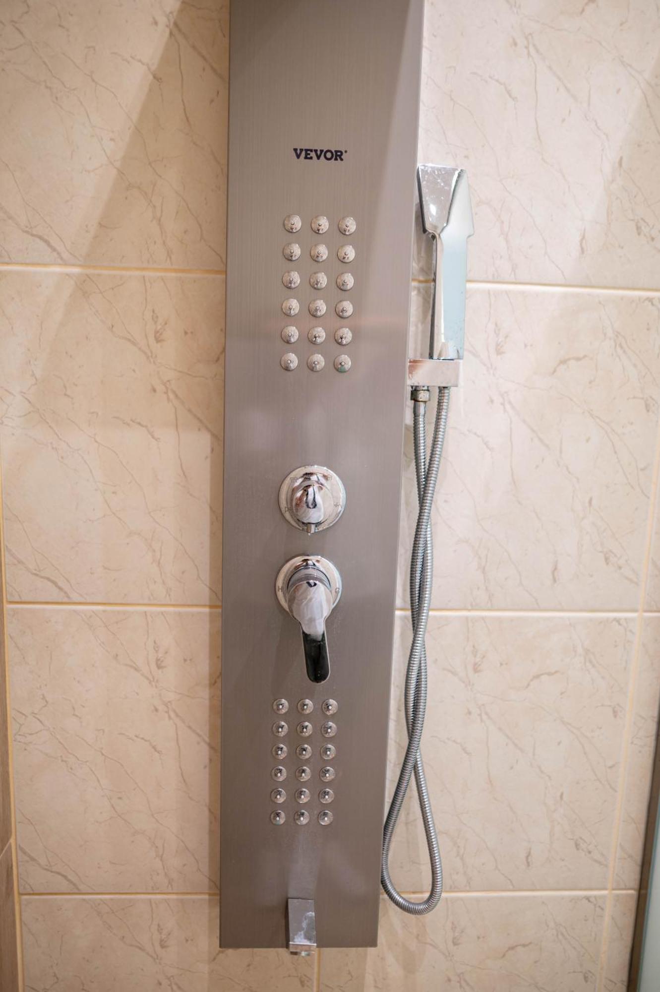Kosnian City Suites B Buitenkant foto